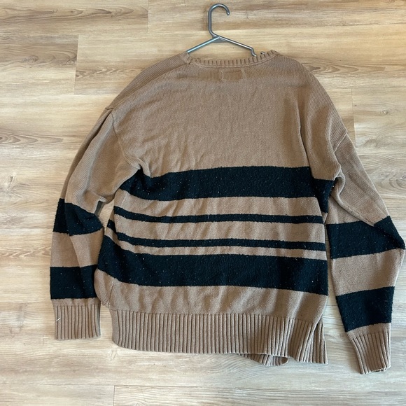 Your Neighbour Sweater - Picture 2 of 3